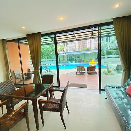 Villa Navin Jomtien Beach Exterior photo