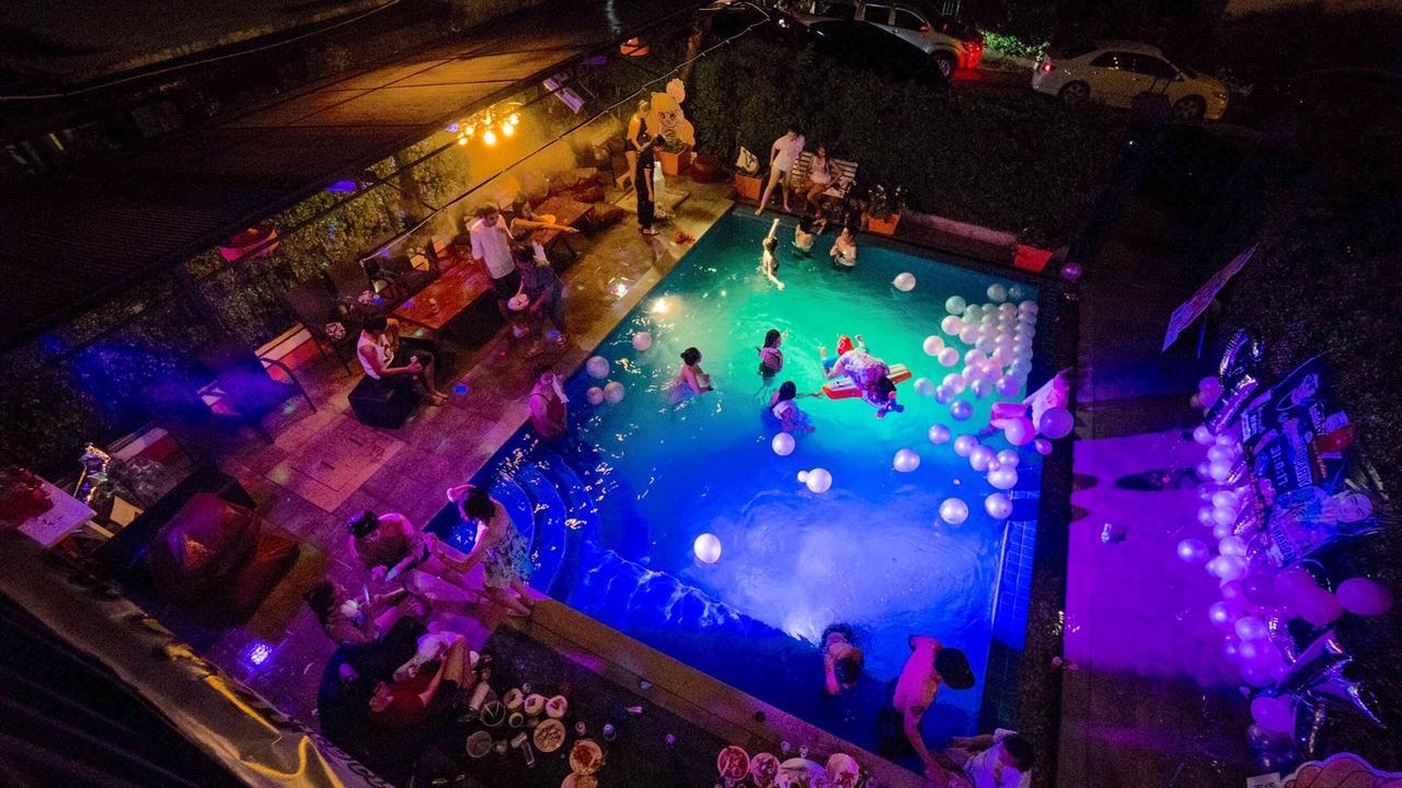 Villa Navin Jomtien Beach Exterior photo